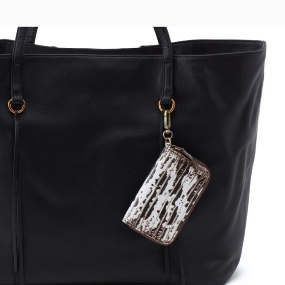 HOBO Handbags - GO Move Clip Leather Wallet